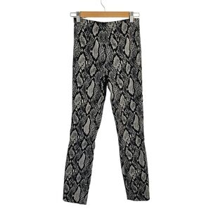 ALICE + OLIVIA Zippered Snakeskin Print Pants Size 2